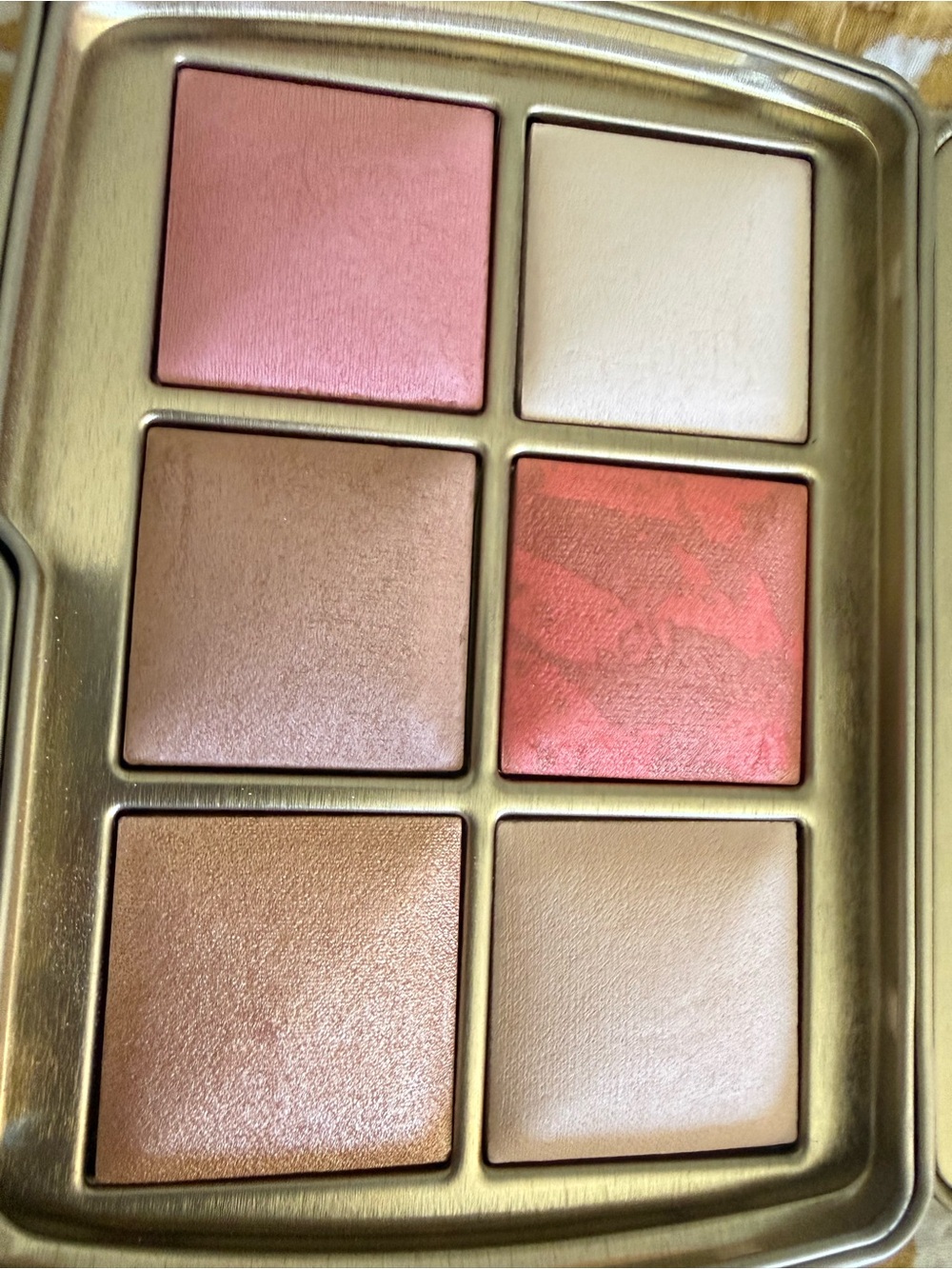 Hourglass Ambient Dragon Lighting edit unlocked - Picture 7 of 7